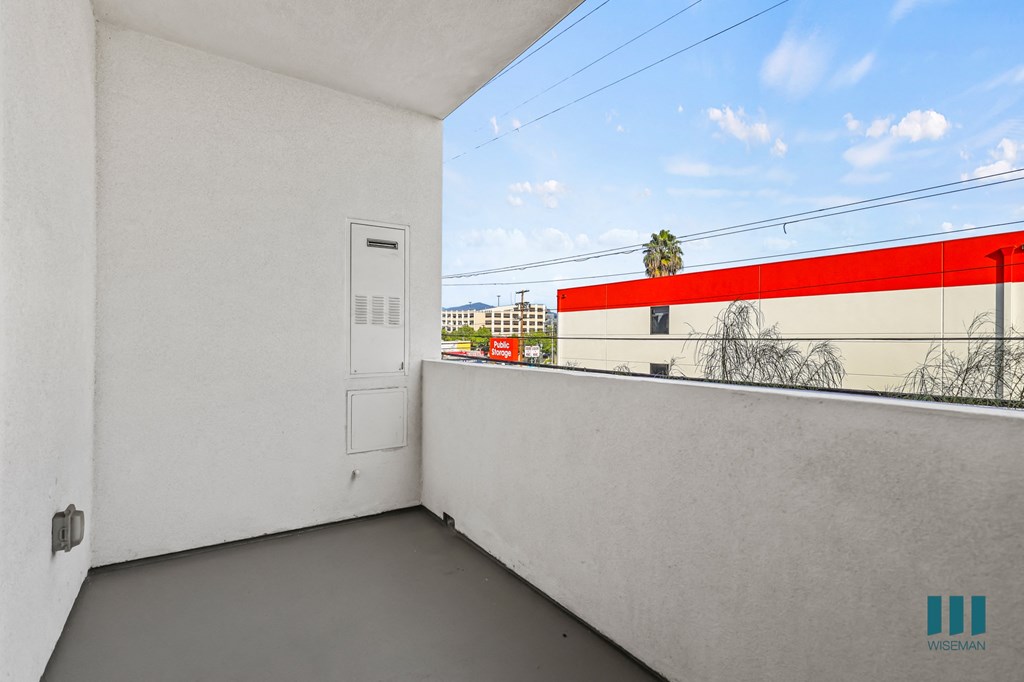 Wilcox Bea By Wiseman Apartments, 850 Wilcox Ave., Los Angeles, CA RentCafe